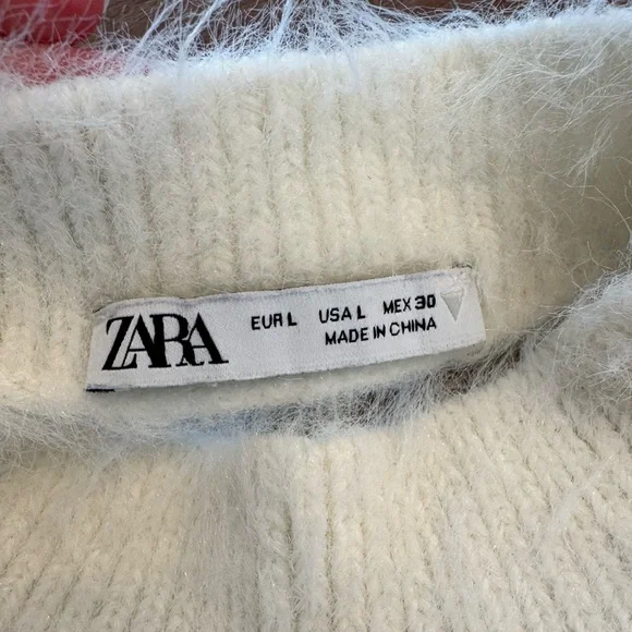 Zara Women's Soft White halter top Sweater - Picture 3 of 5